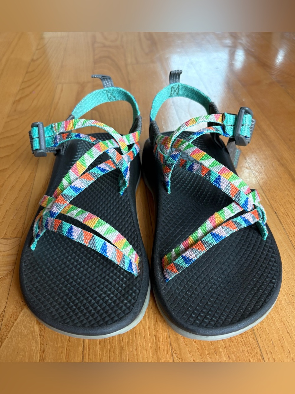 Chaco ZX1 Classic Sandals Youth Size 4 Ecotread Sport Strap Shoes Multi-colored